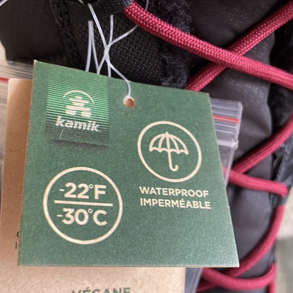 Women’s Kamik Starling2 Snow Boot,Black.  7. Waterproof - Picture 5 of 5